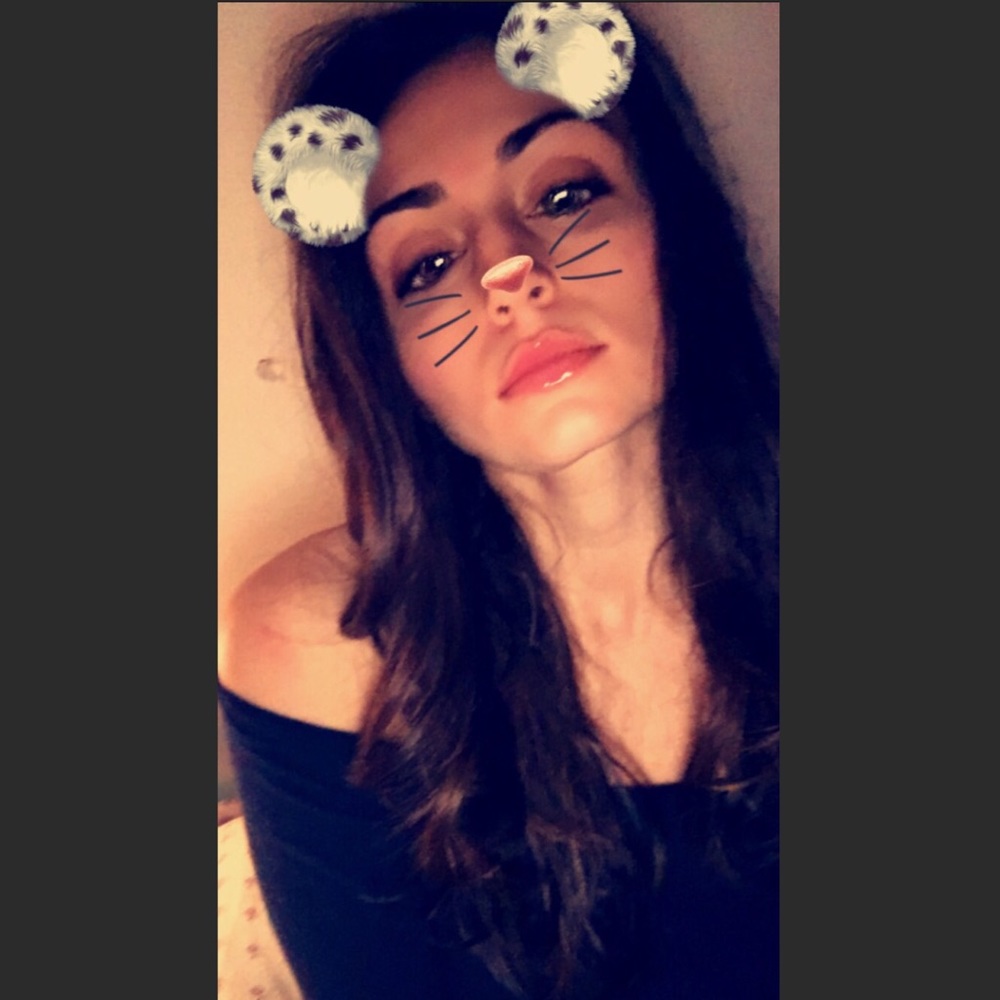 Meet your Posher, Hannah